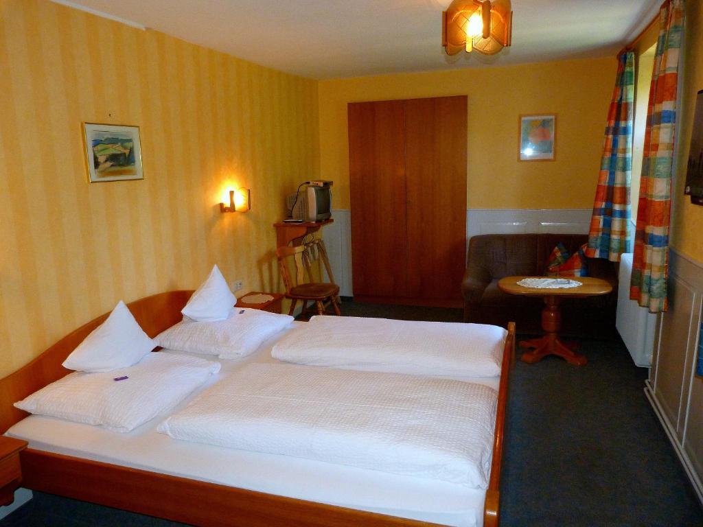 Pension Loeffelschmiede Lenzkirch Quarto foto